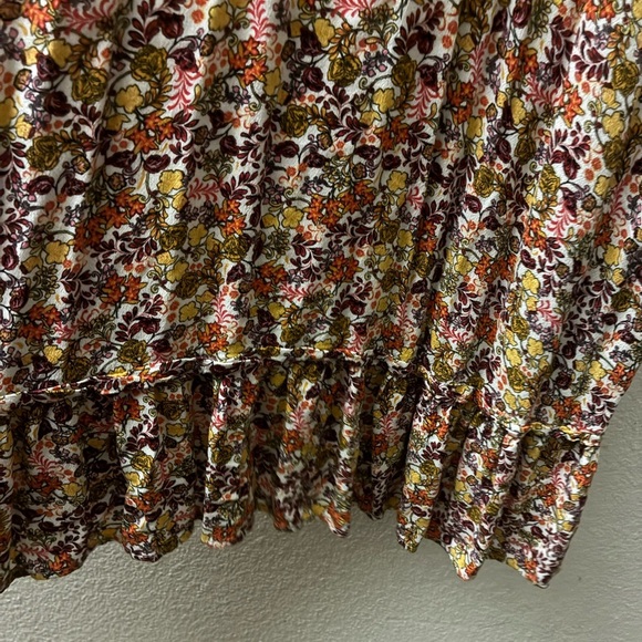 Old Navy Waist-Defined Flutter-Short Sleeve 
Pullover Floral Ruffle Sleeve Dress - Picture 8 of 14